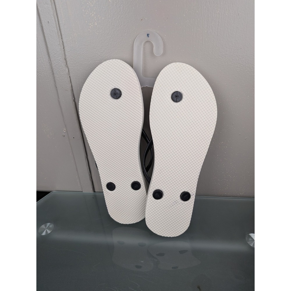 Old‎ Navy Womens Black White Striped Flip Flop Sandals Size 7 Summer Beach Shoes - Picture 3 of 3